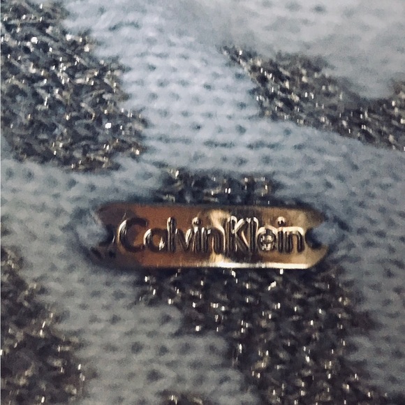 Calvin Klein Infinity Scarf Animal Print Soft Cream and Gold - Picture 6 of 10